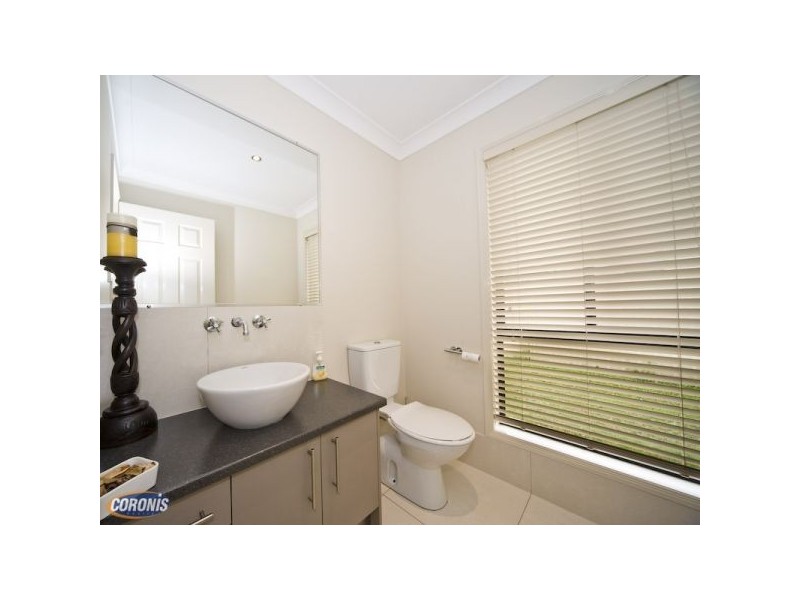 8 Darragh Street, Bracken Ridge QLD 4017