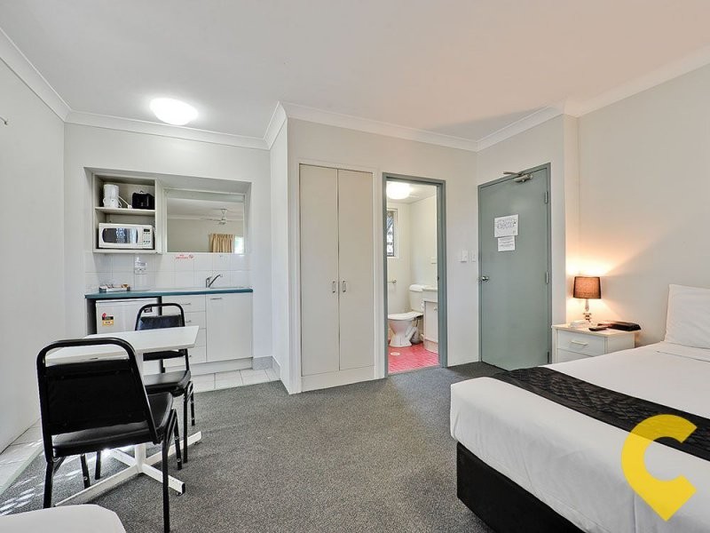 4/15 Weightman Street, Herston QLD 4006