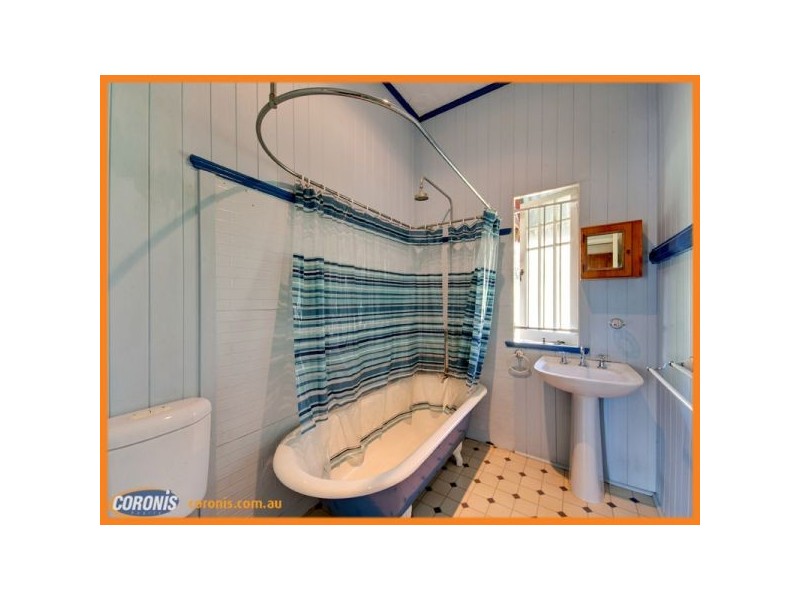 16 Maygar Street, Windsor QLD 4030