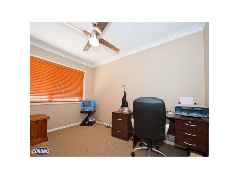 Arana Hills QLD 4054