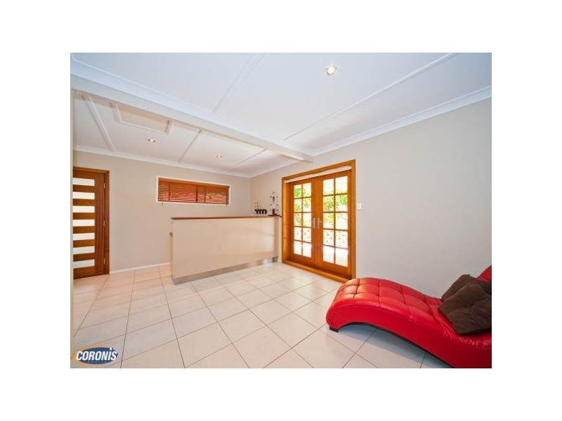 Arana Hills QLD 4054