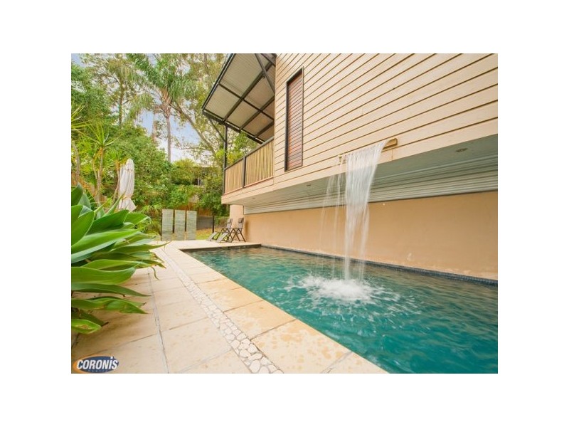 Bardon QLD 4065