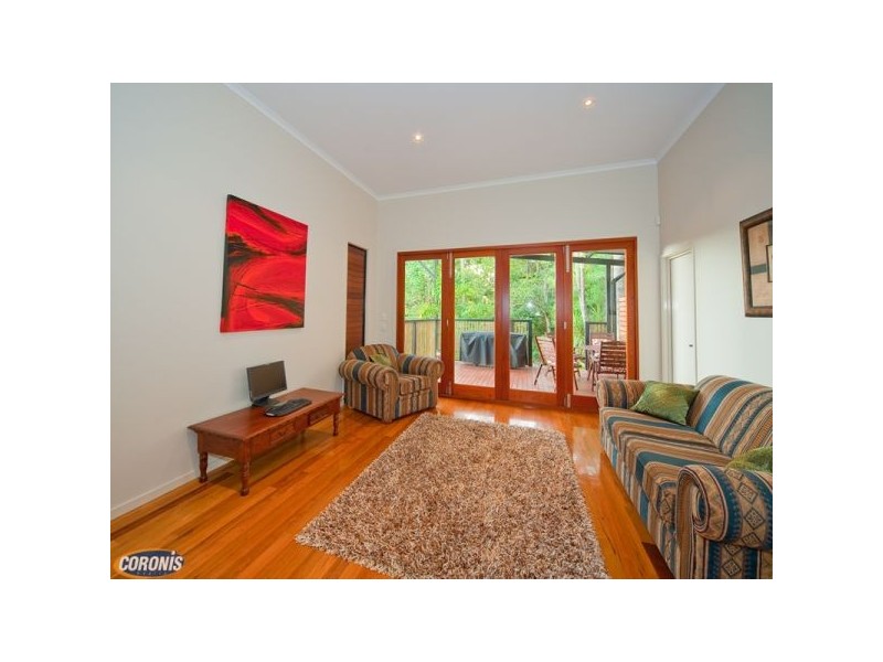 Bardon QLD 4065