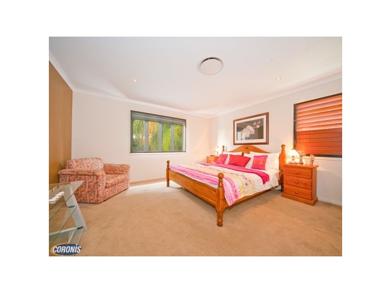 Bardon QLD 4065