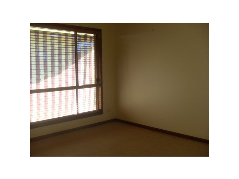 8 Streep Place, Mcdowall QLD 4053