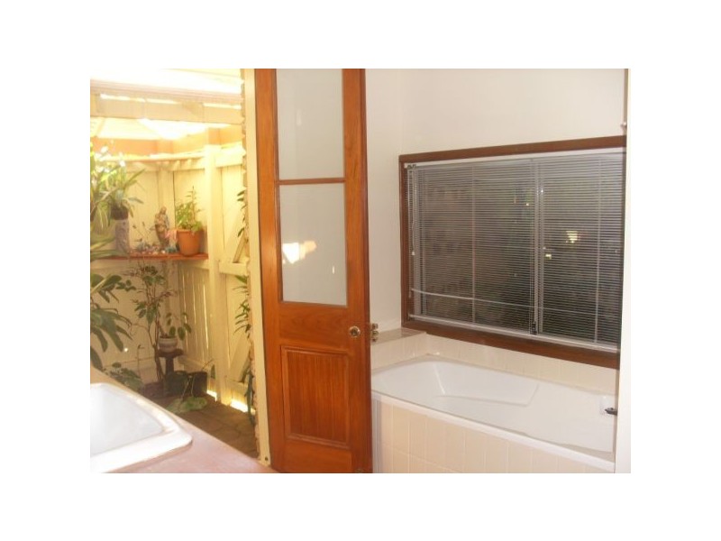 8 Streep Place, Mcdowall QLD 4053