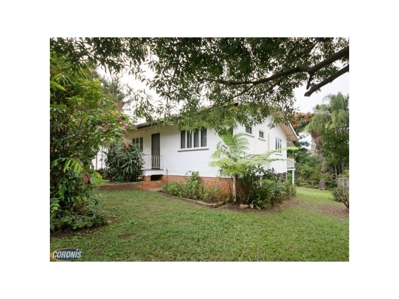 1 Houghton Street, Petrie QLD 4502