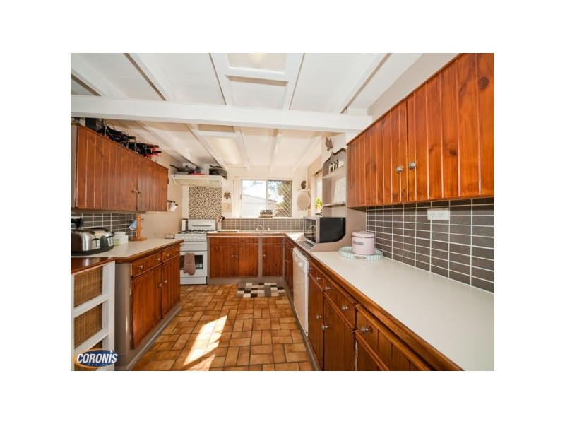 15 Narrabri Street, Brighton QLD 4017