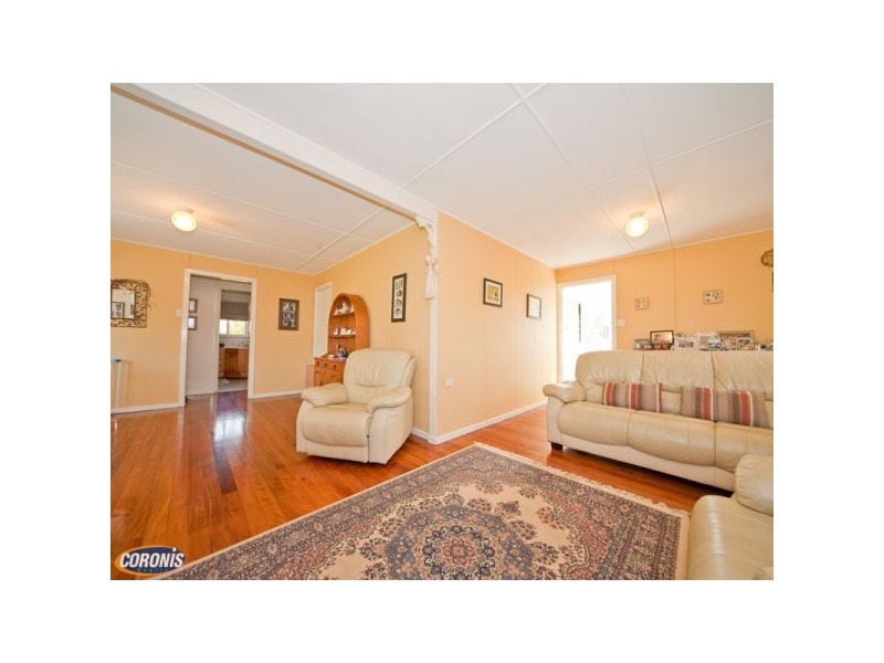 15 Narrabri Street, Brighton QLD 4017