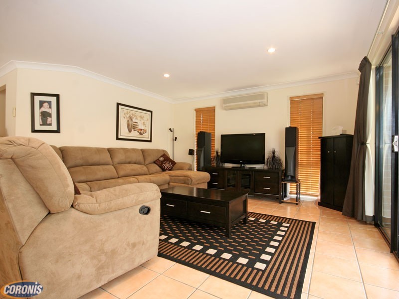 11 Brookvale Place, Bracken Ridge QLD 4017