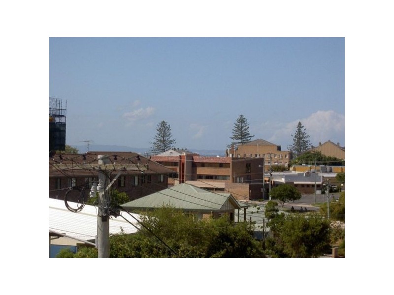 6/11 McNaughton Street, Redcliffe QLD 4020