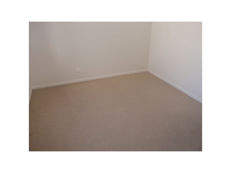 6/11 McNaughton Street, Redcliffe QLD 4020