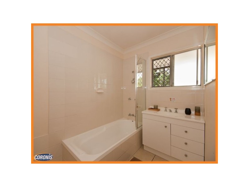 Arana Hills QLD 4054