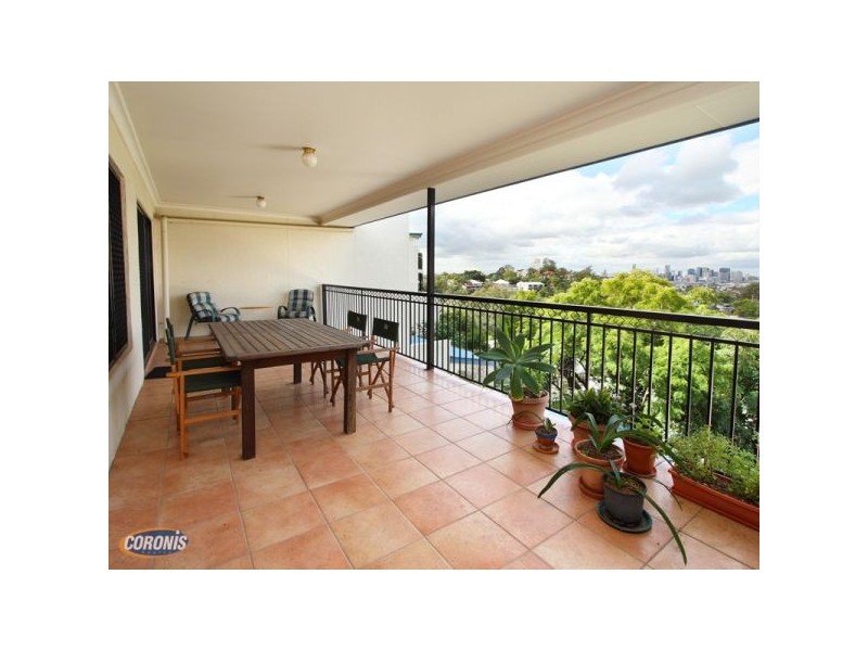 Bardon QLD 4065