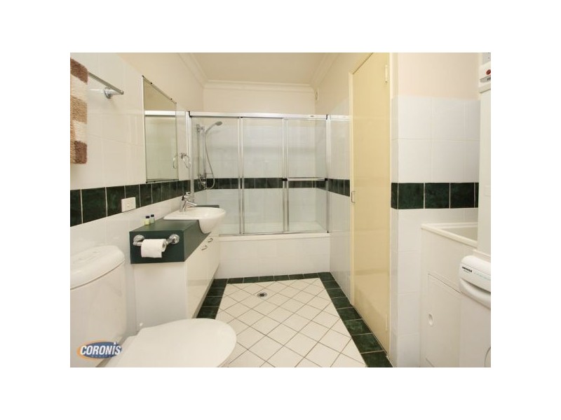 Bardon QLD 4065