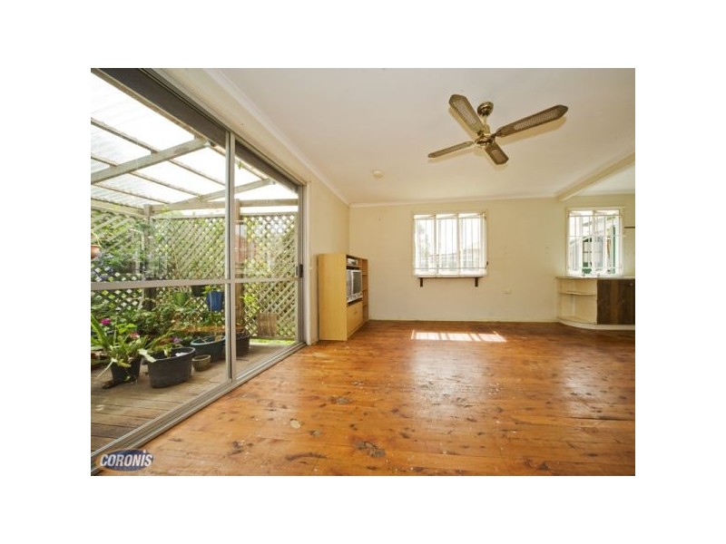 16 Hoolan Street, Stafford QLD 4053