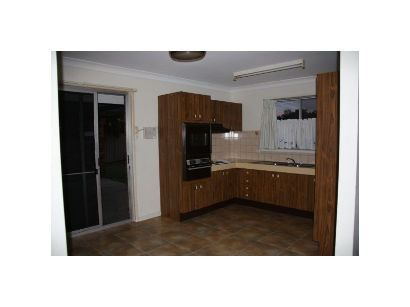 Regents Park QLD 4118