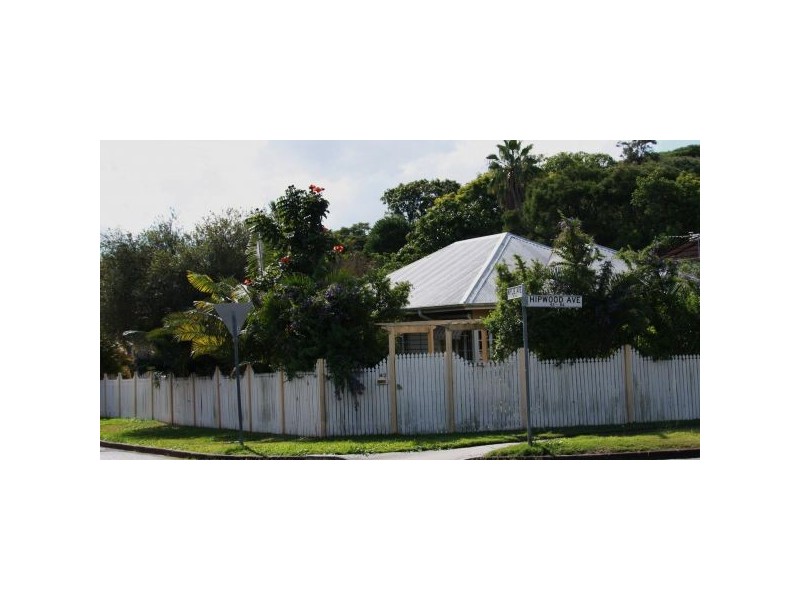 42 Hipwood Avenue, Coorparoo QLD 4151