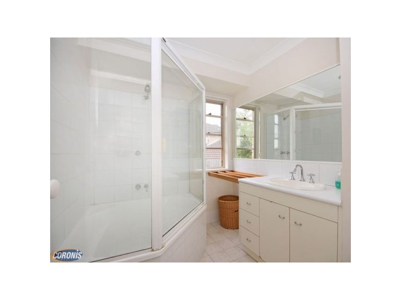 Arana Hills QLD 4054