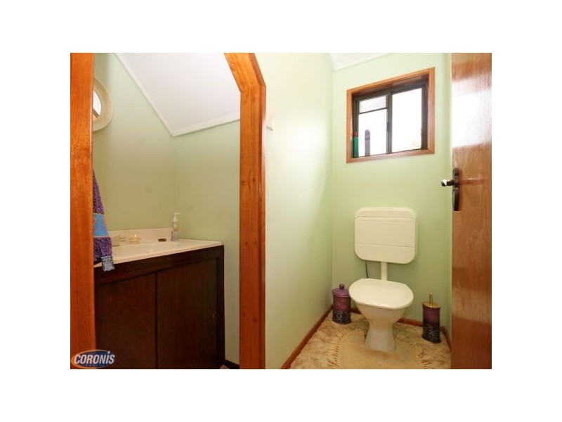 Eatons Hill QLD 4037