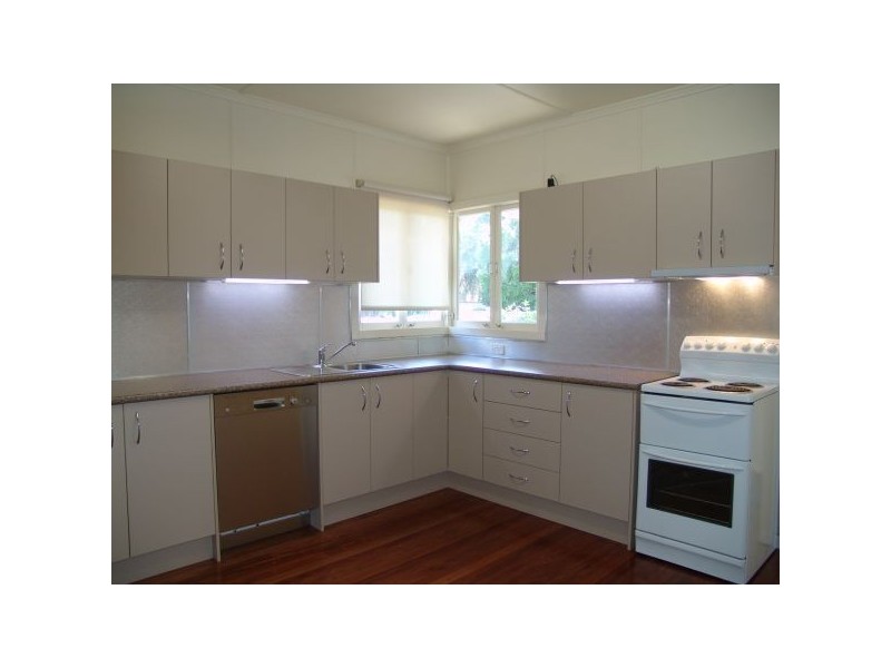 28  Higlett, Scarborough QLD 4020