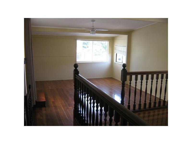 15 Campbell St, Kallangur QLD 4503