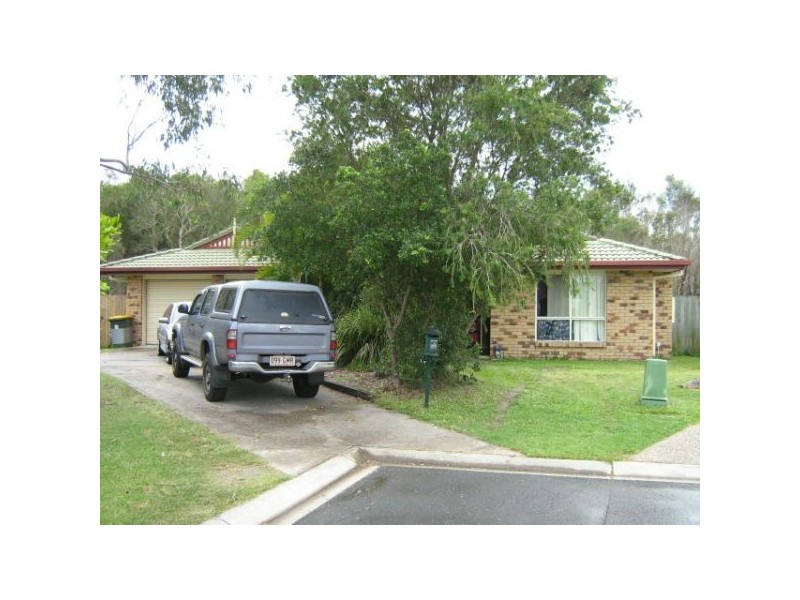 17 Bream Court, Sandstone Point QLD 4511