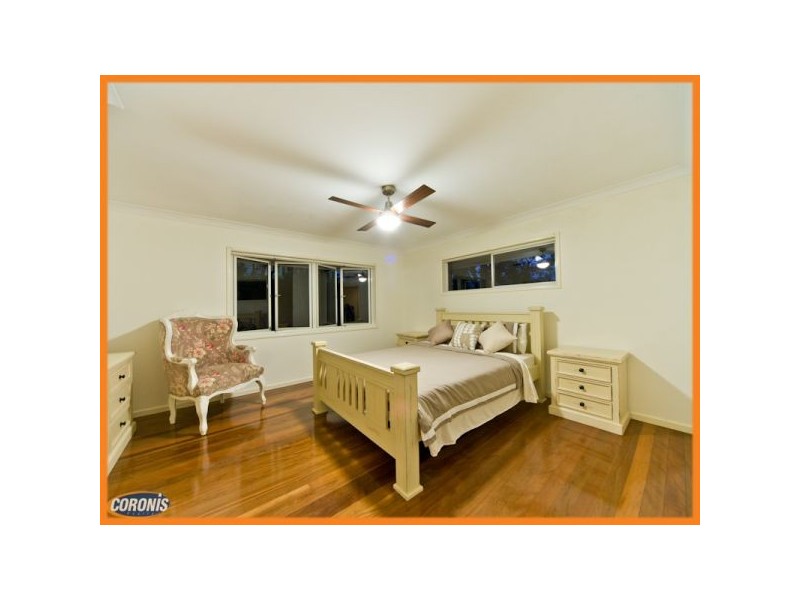 14 Angus Street, Bardon QLD 4065