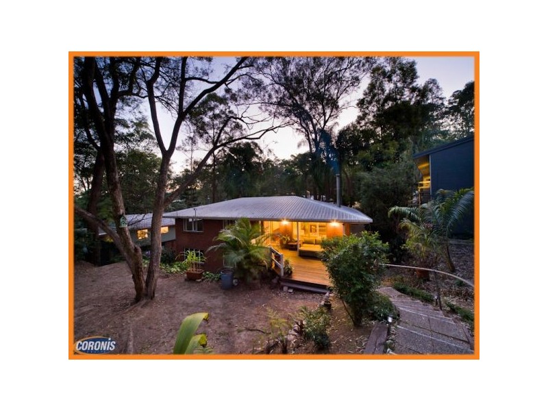 14 Angus Street, Bardon QLD 4065