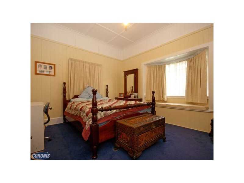 6 River Street, Petrie QLD 4502