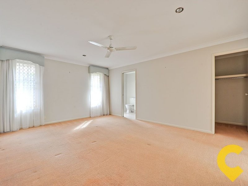 15 Daphne Place, Wakerley QLD 4154