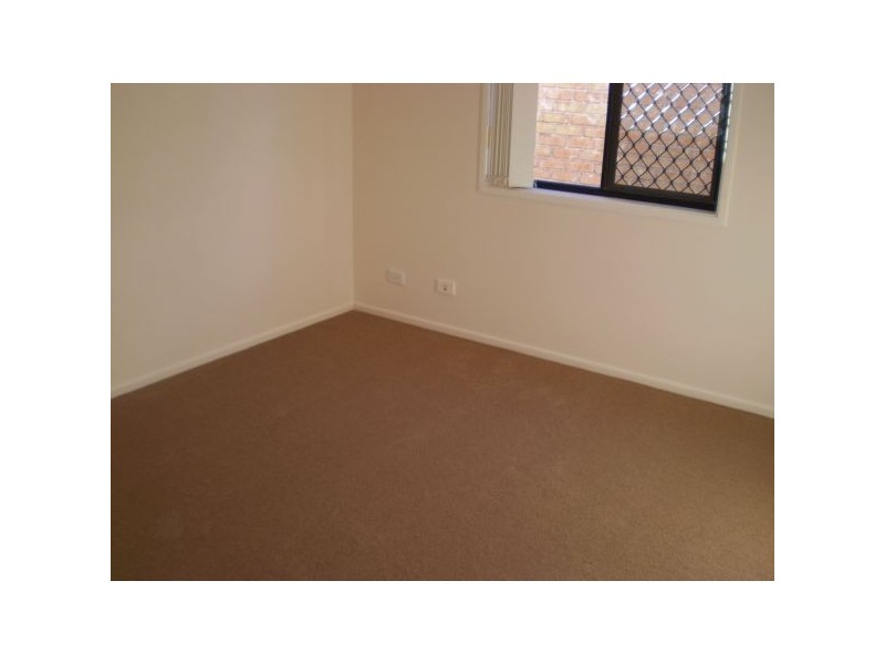18 Garney Street, Redcliffe QLD 4020