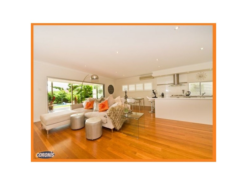 34 Raceview Avenue, Hendra QLD 4011