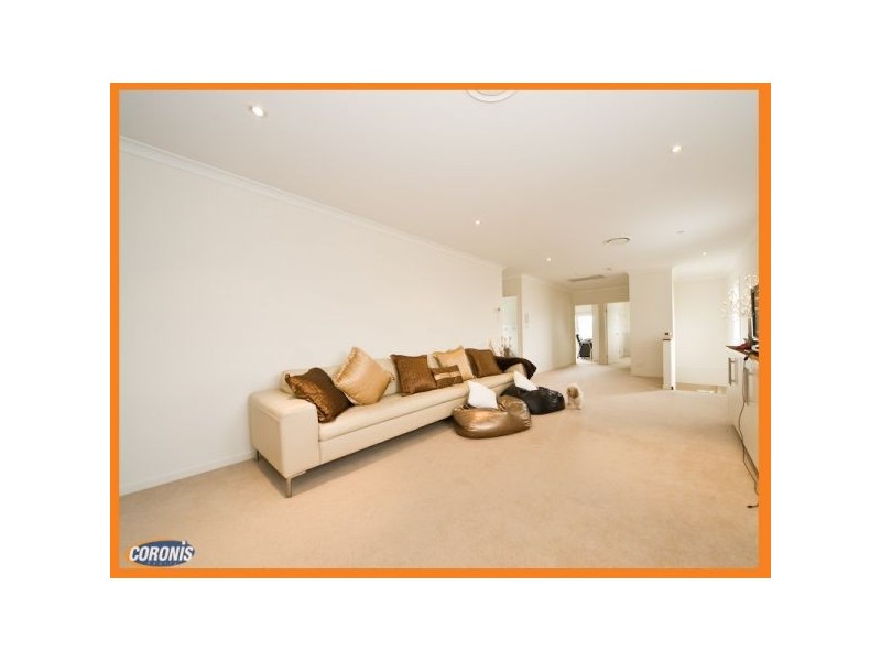 34 Raceview Avenue, Hendra QLD 4011