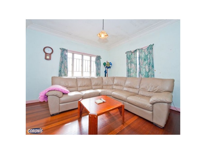 22 Venning Street, Everton Park QLD 4053