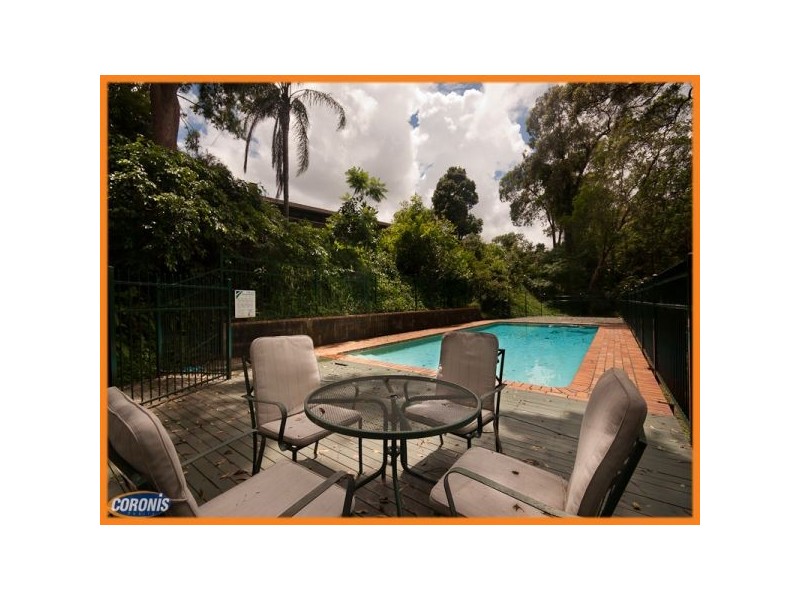 Arana Hills QLD 4054