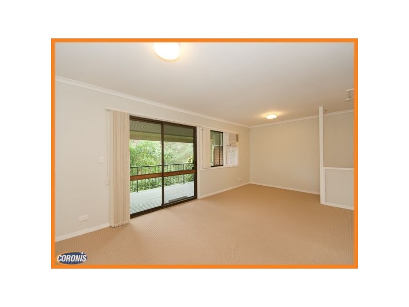 Arana Hills QLD 4054