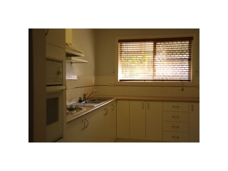 2/69 Plimsoll Street, Greenslopes QLD 4120