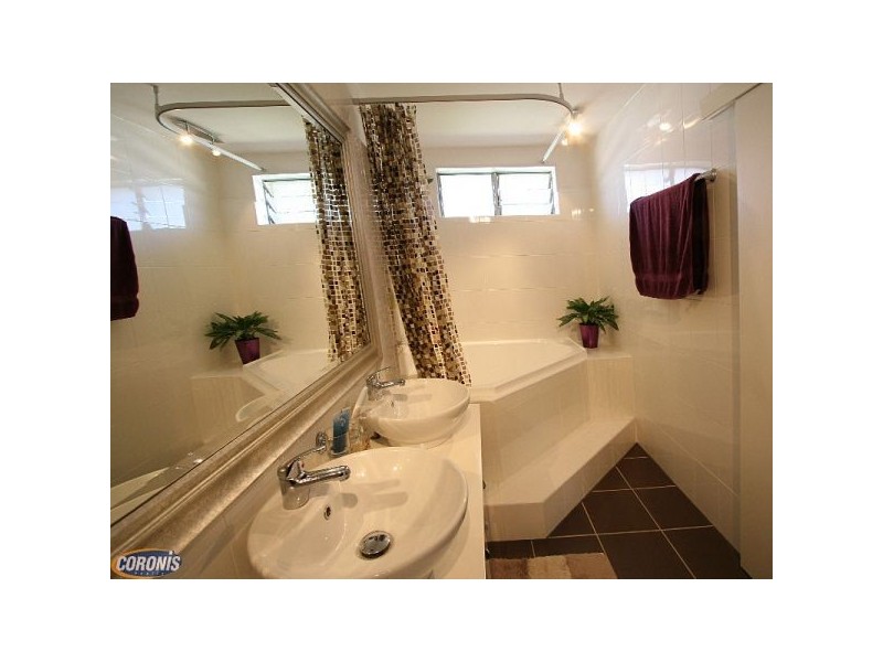 2/636 South Pine Road, Everton Park QLD 4053