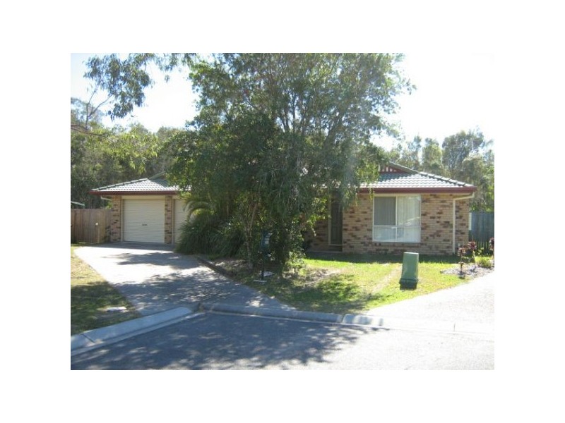 17 Bream Court, Sandstone Point QLD 4511
