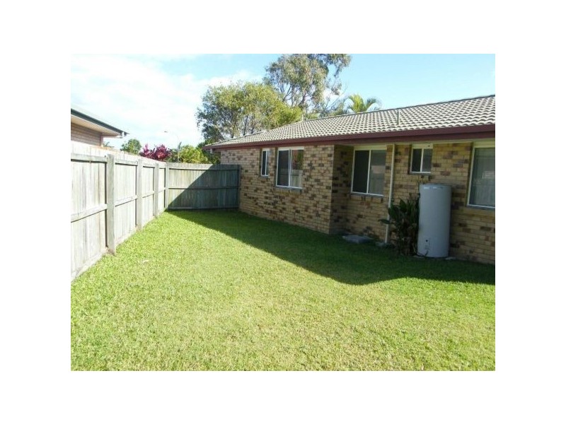 17 Bream Court, Sandstone Point QLD 4511