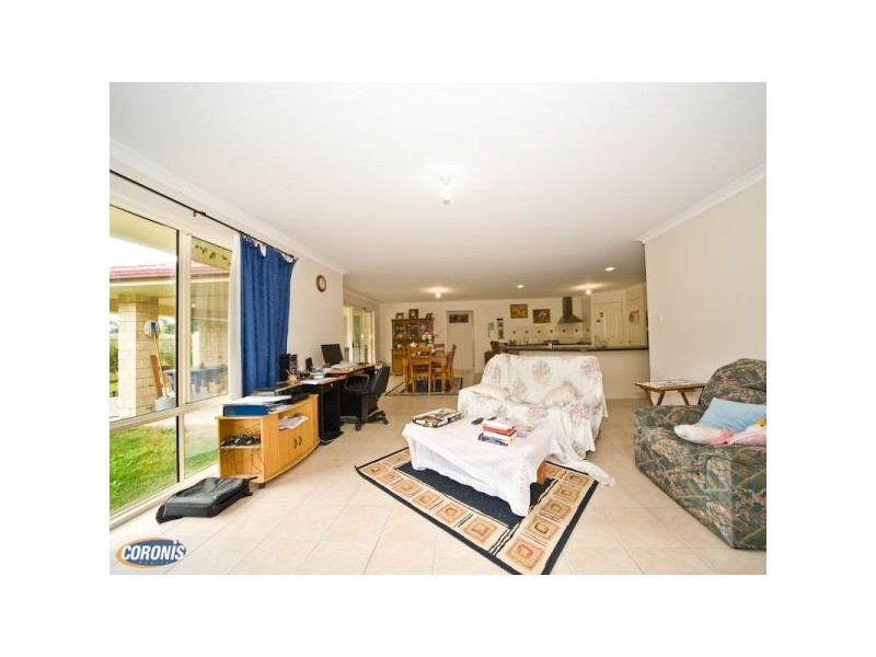 Glass House Mountains QLD 4518