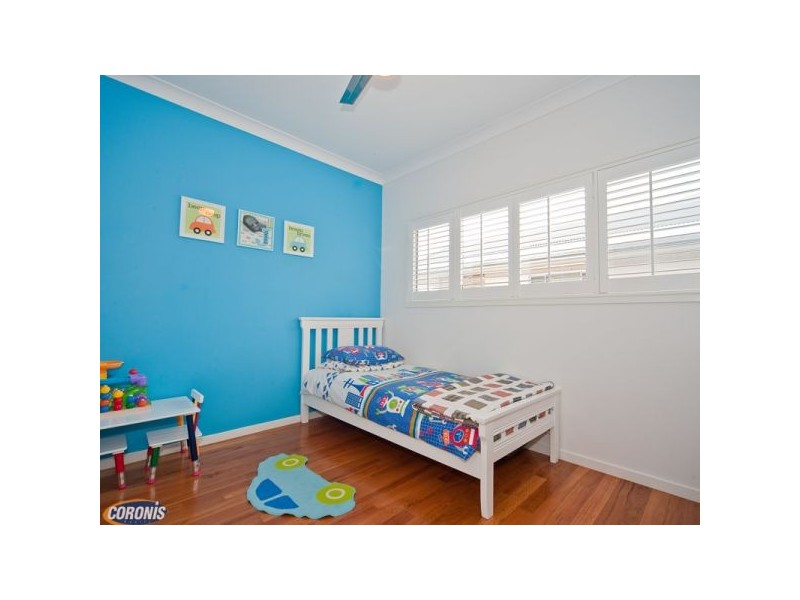 37 Valley Place, Upper Kedron QLD 4055