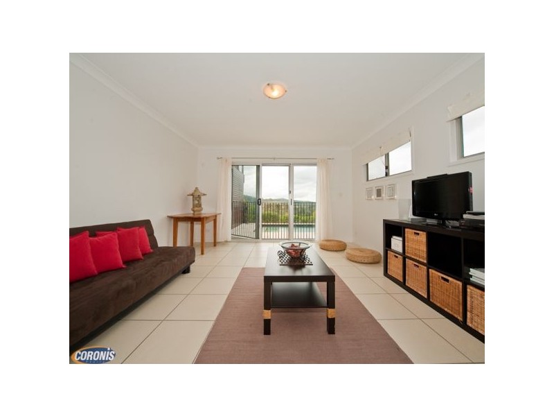 37 Valley Place, Upper Kedron QLD 4055