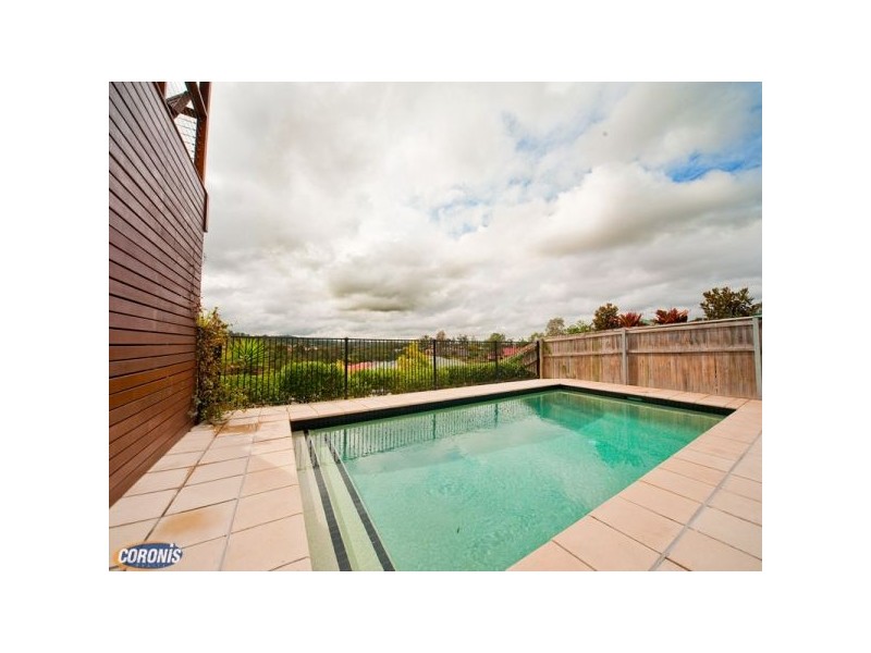 37 Valley Place, Upper Kedron QLD 4055