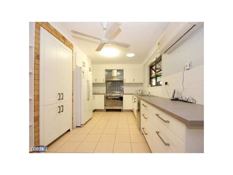 27 Hammond Road, Caboolture QLD 4510