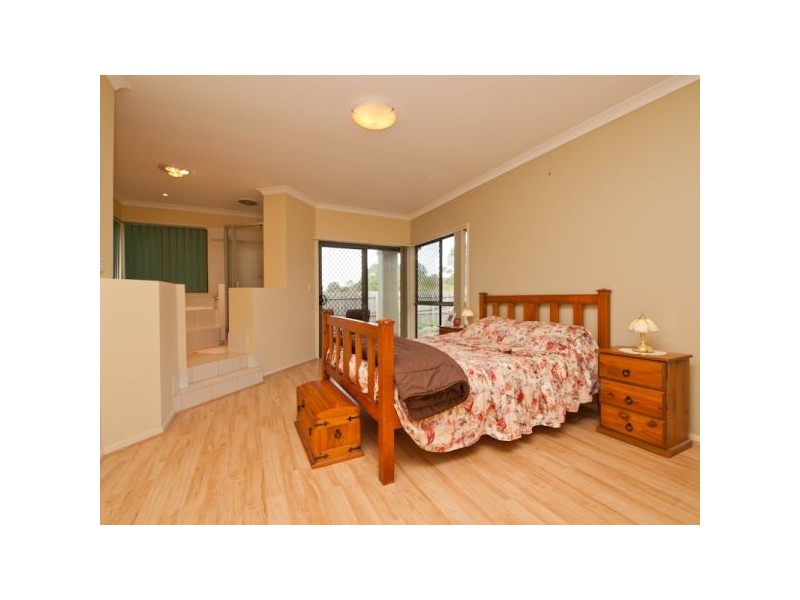 12 Osprey Place, Taigum QLD 4018