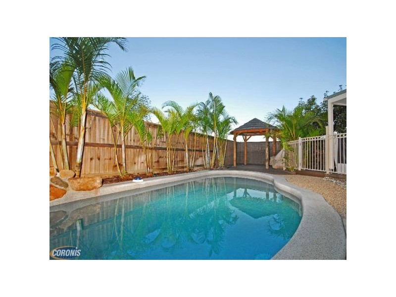 4 Webster Court, Petrie QLD 4502