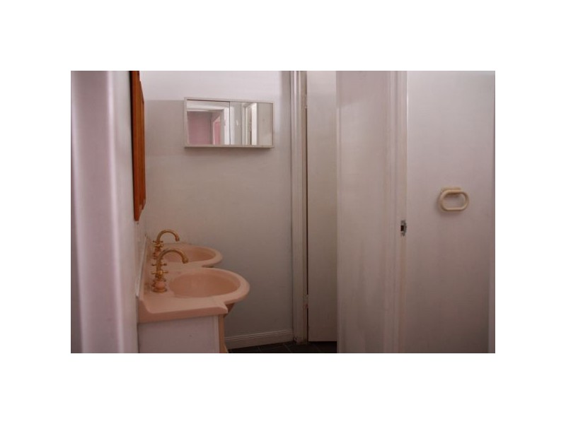 26 Latrobe Street, East Brisbane QLD 4169