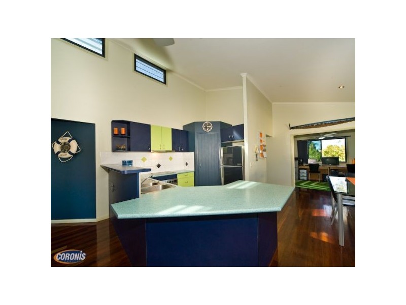 5 St Smith Road, Beachmere QLD 4510
